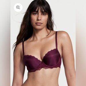 Victoria's Secret Dream Angels lightly lined with underwire - Size 36D